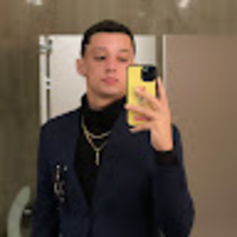 Meet your Posher, Luis
